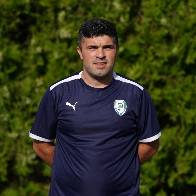 Portrait von Salih Turan